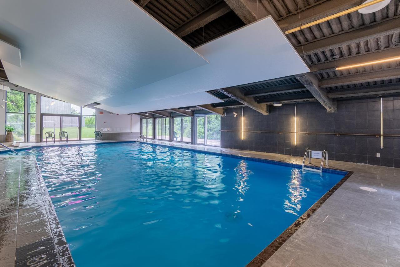 Condo Avec Parc Aquatique ! Beaupré Exterior foto